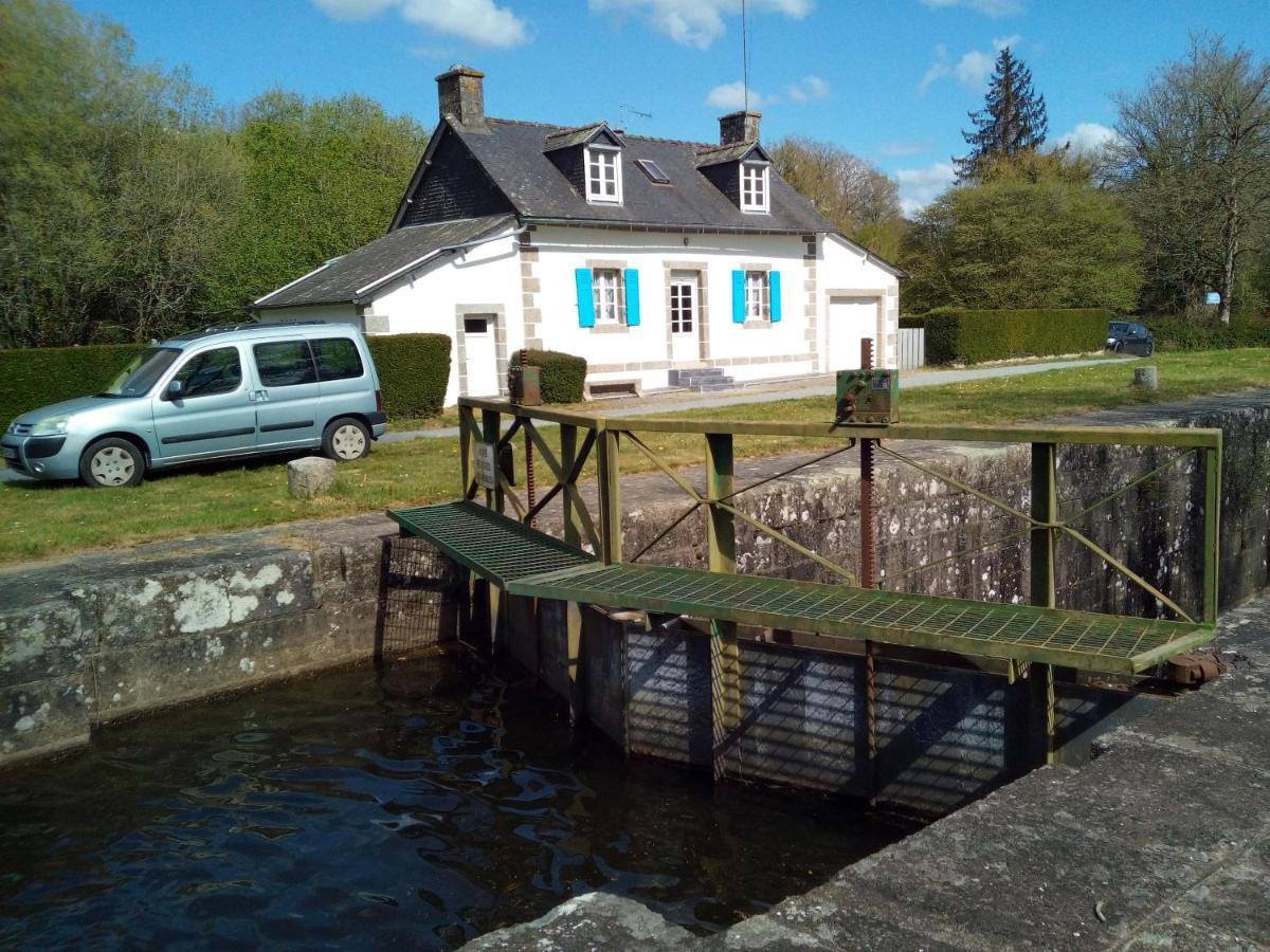 Maison De L'Ecluse Rostrenen Luaran gambar